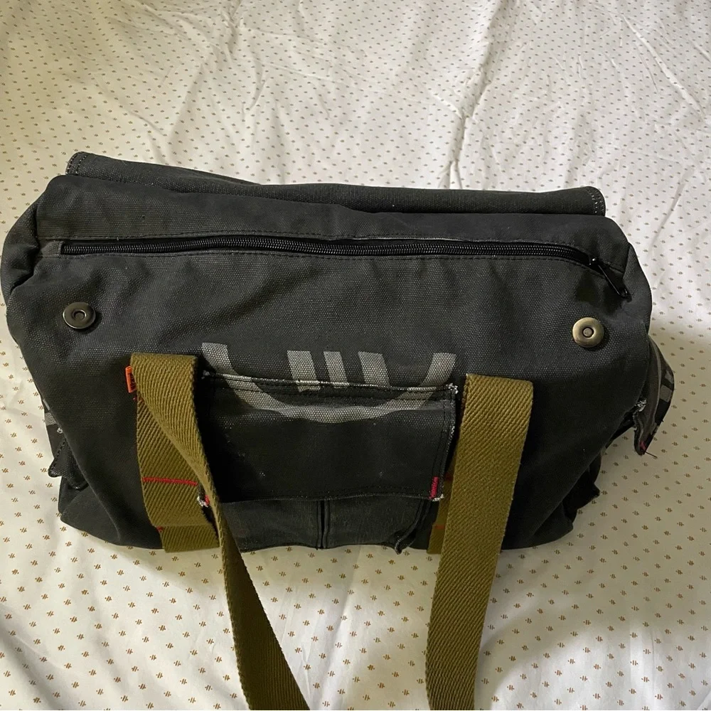 III Parcel NYC Mini Weekend Duffel - Picture 7 of 11